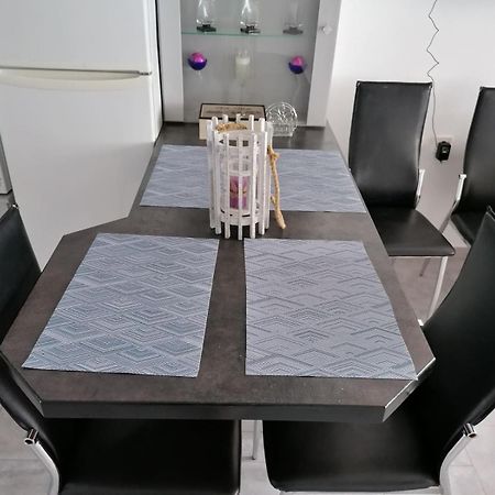Fantasea Apartments شاراكي الغرفة الصورة