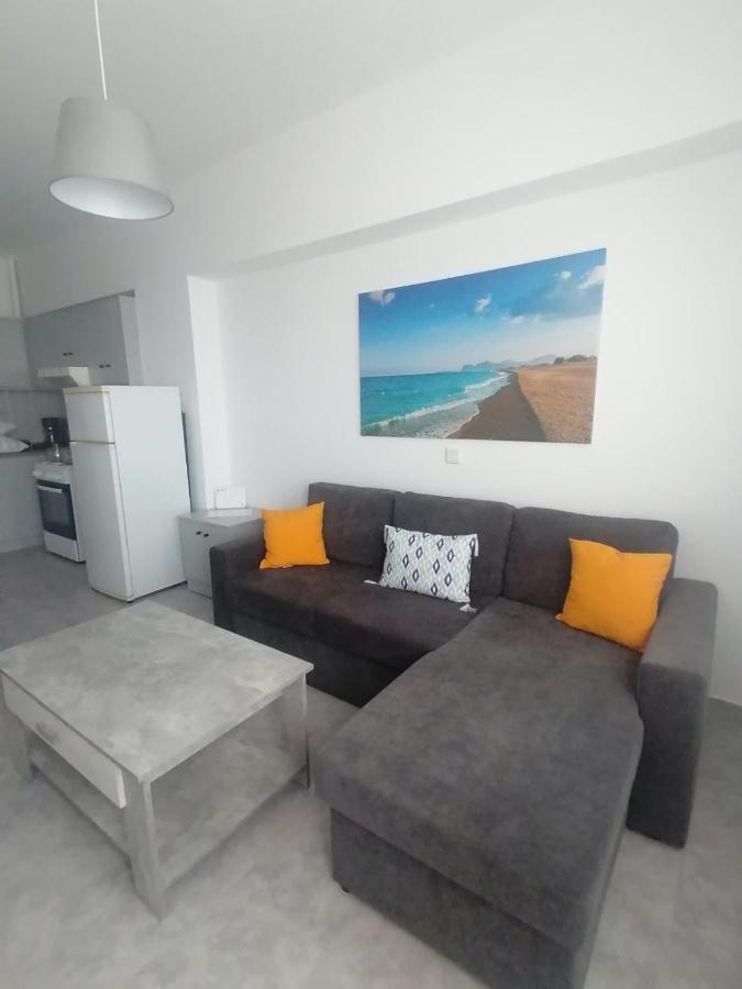 Fantasea Apartments شاراكي المظهر الخارجي الصورة