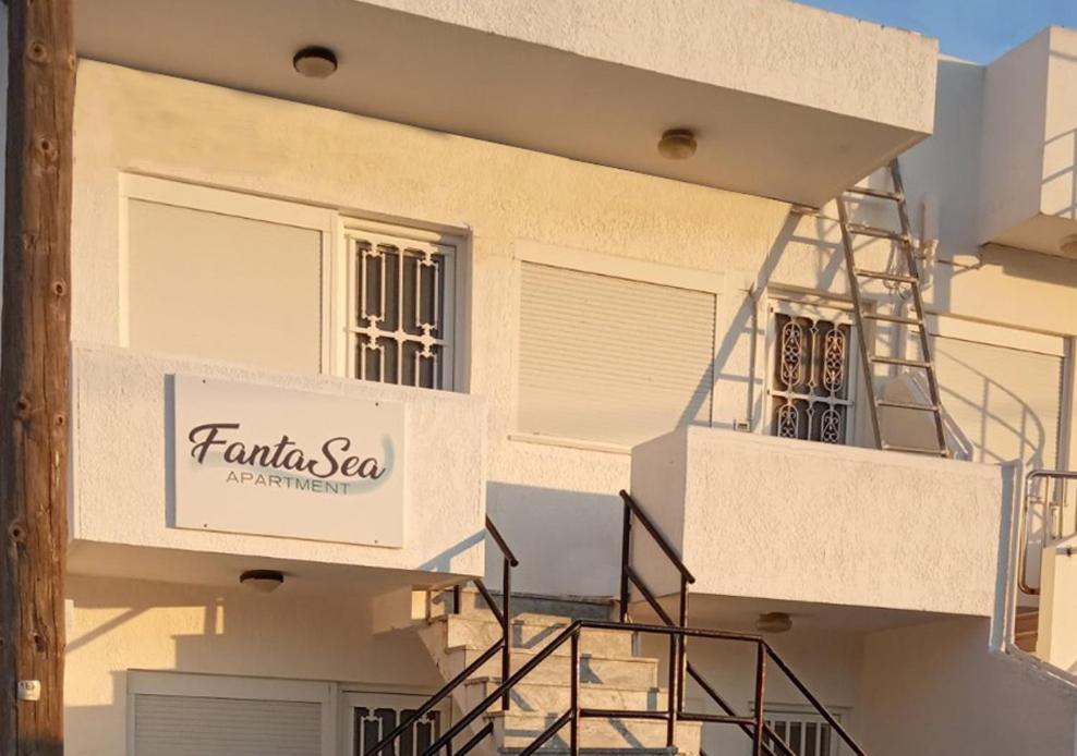 Fantasea Apartments شاراكي المظهر الخارجي الصورة